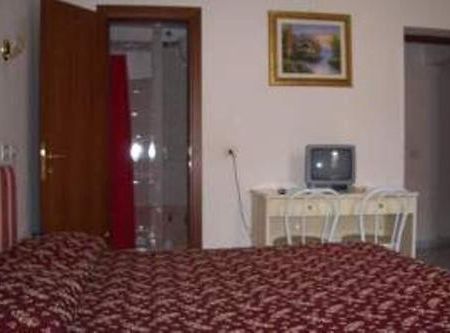 Hotel Euro Quiris Рим Екстер'єр фото